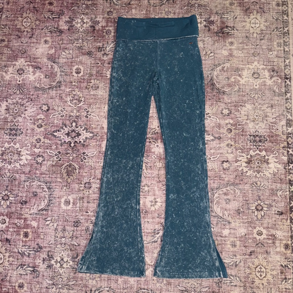 Victoria's Secret PINK Acid Wash Foldover Waist Flare Yoga Pants Teal Blue Small